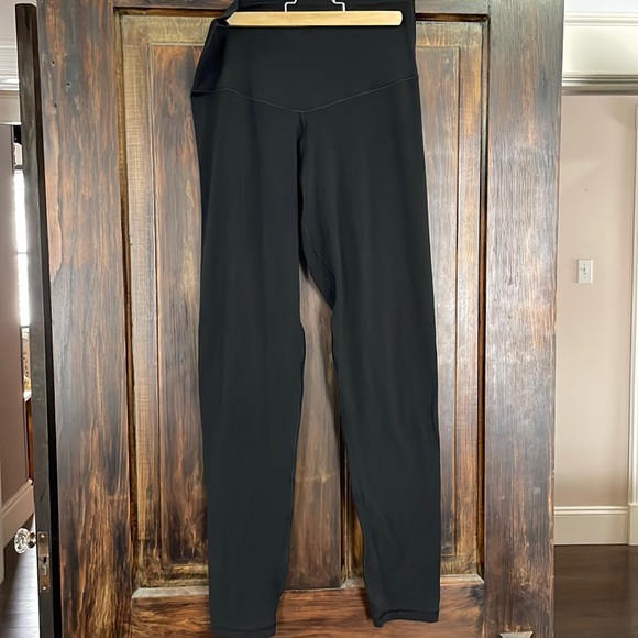 Excellent condition Aerie real me leggings